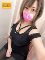 ニィナ