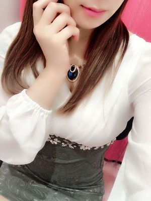 花木 ヒカリ（27） - 若妻　女GOD　ミナミ店