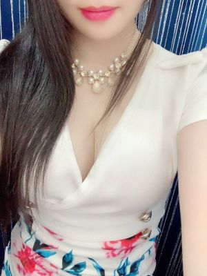 久遠 雅（26） - 若妻　女GOD　ミナミ店