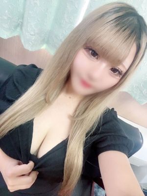 綾瀬むむ（18） - 奴隷志願！変態調教飼育クラブ堺店